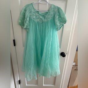 Vintage Sears Woman’s Robe. Aquamarine Sheer. Large